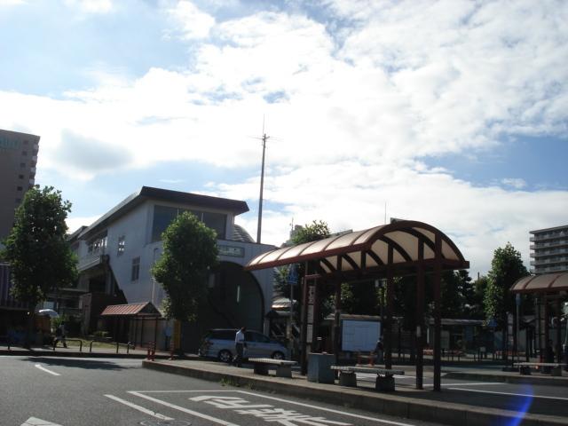 牛久駅(JR　常磐線)：2477m