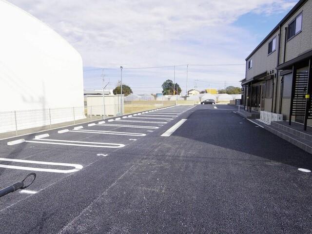 かえで　Ⅱ（102） 駐車場