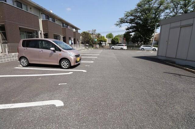 ファミリアつくば（106） 駐車場