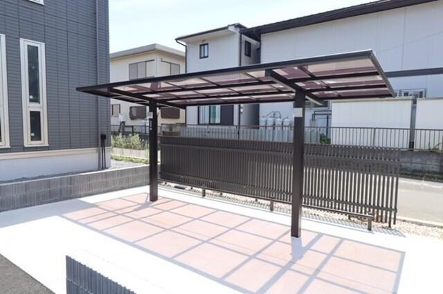 Spinel(スピネル)　B棟（205） 駐車場
