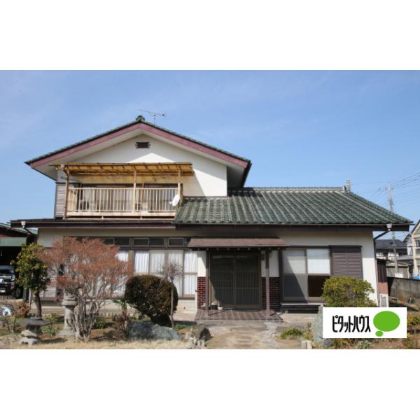 自然と調和した風情を感じられる住まい