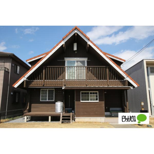 切妻屋根のシルエットが特徴のすまいです♪