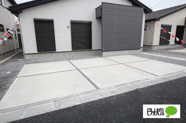 停めやすい並列駐車場