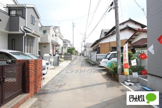 ケイアイリガーレ＊守谷市本町10期（全1棟） 前面道路含む現地写真