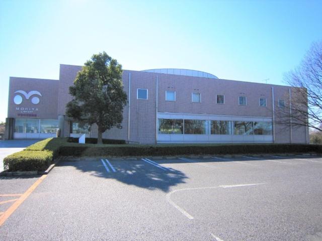 守谷中央図書館