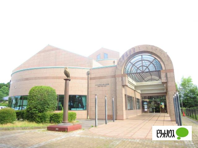 牛久市立中央図書館