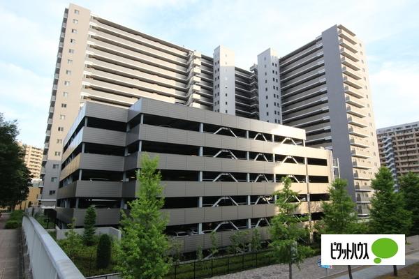 総戸数330戸、共用施設も充実の築浅マンシ