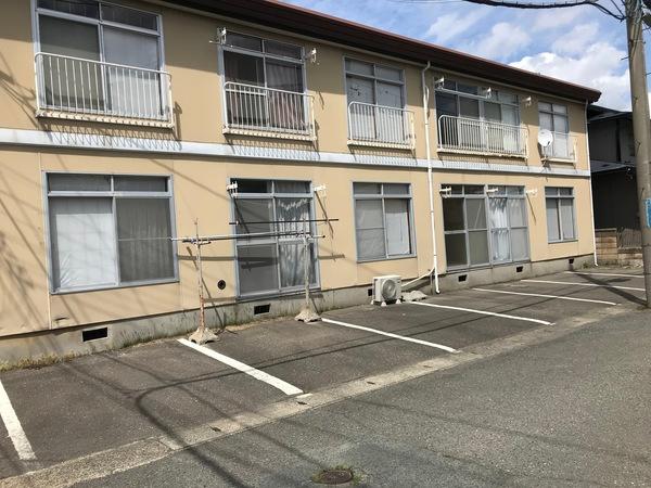 大堤コーポ（202） 駐車場