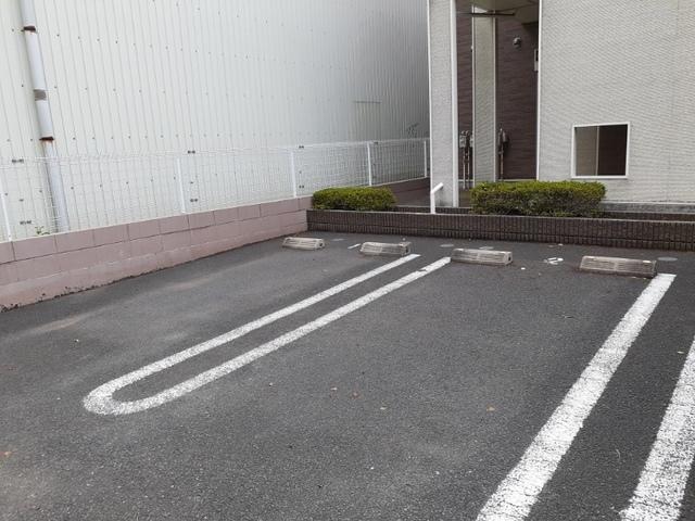 ソレイユ　メゾン（103） 駐車場