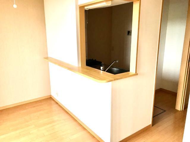 ウォールナット・グローヴ キッチン