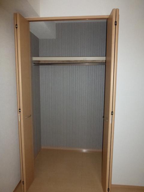 モンソレーユ　Ａ（302） 収納