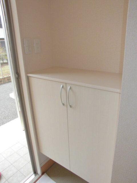 エクレール（102） 玄関