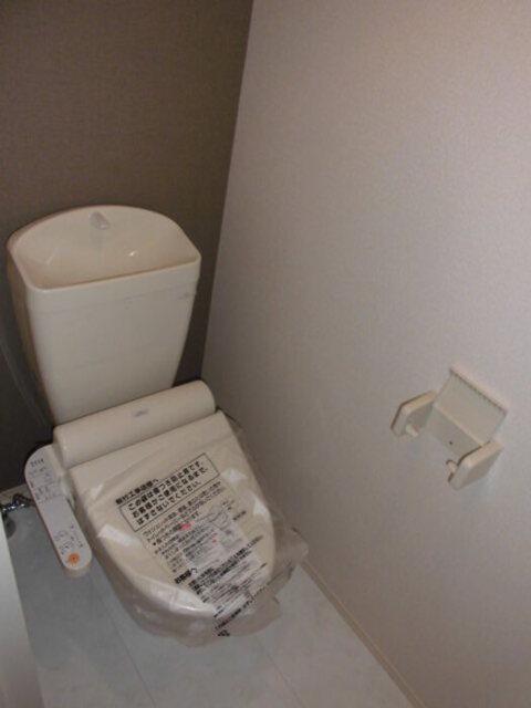 クイーン・ヒルズ（302） 部屋画像