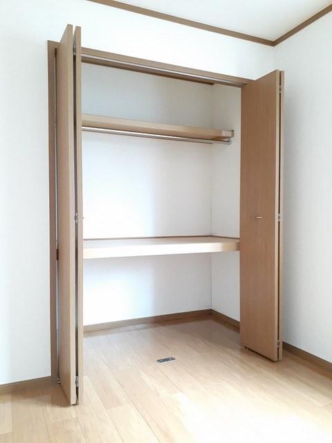 コ−タコ−トＡ（101） 収納