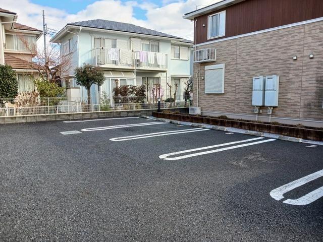 コンフォーティアＢ（102） 駐車場