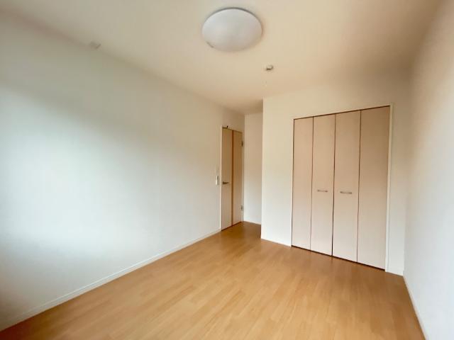 アイリス 部屋画像