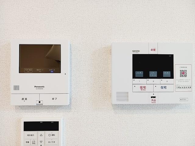 シュティル（305） 駐車場