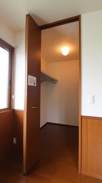 Ｒｏｓｅ Ｖｉｌｌａ(ﾛｰｽﾞｳﾞｨﾗ)　Ｄ（206） 部屋画像
