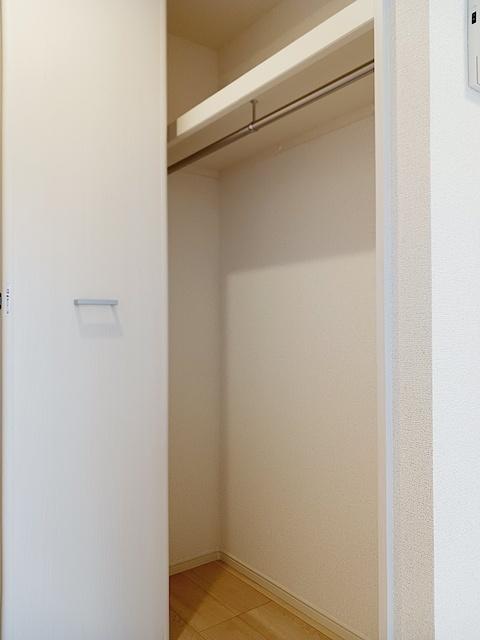 ライズ脇田町　Ｂ館（303） 収納