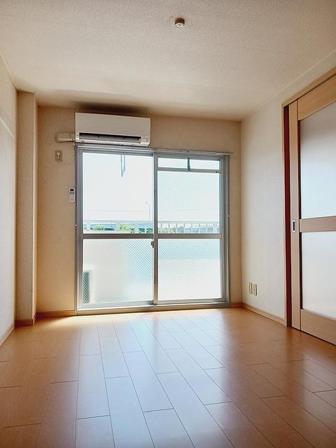 シティマンションタナベ（403） 室内