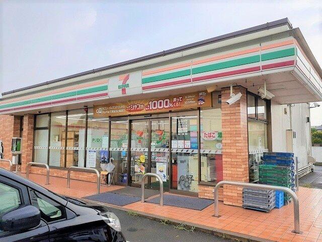 セブンイレブン 日高旭ヶ丘店：900m