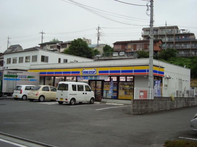 ミニストップ川越岸町店：794m