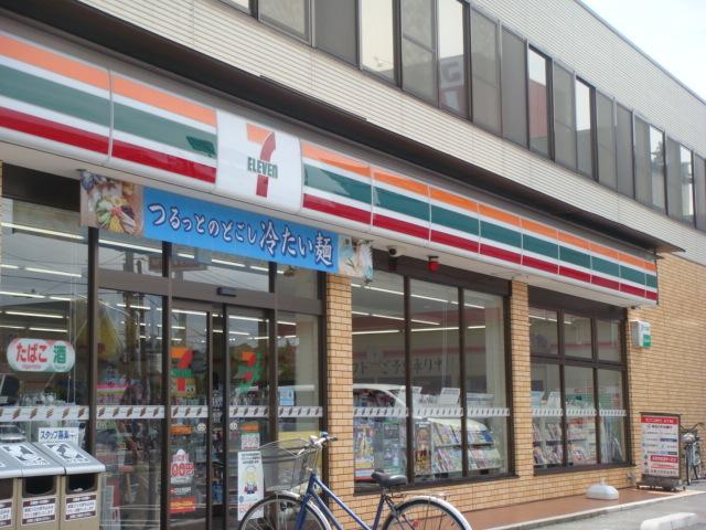 セブンイレブン川越岸町2丁目店：717m
