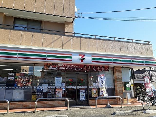セブン-イレブン 飯能橋場店：350m