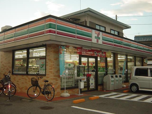 セブンイレブン飯能南町店：3651m