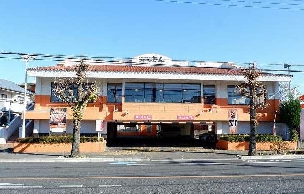 ステーキのどん星の宮店：1200m