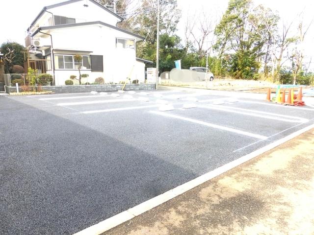 三葉屋（101） 駐車場