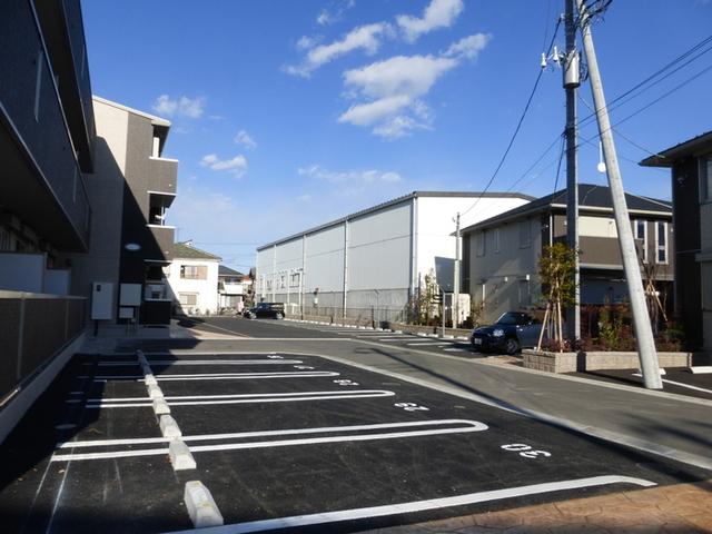 グラウクス　Ｄ（203） 駐車場