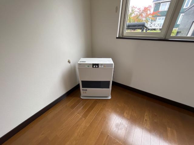 レフュージ川沿 部屋画像