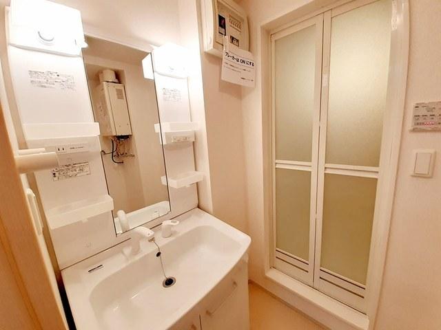 ウィステリア（102） 洗面
