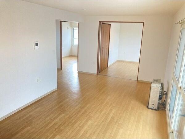 札幌市白石区中央三条マンション リビング