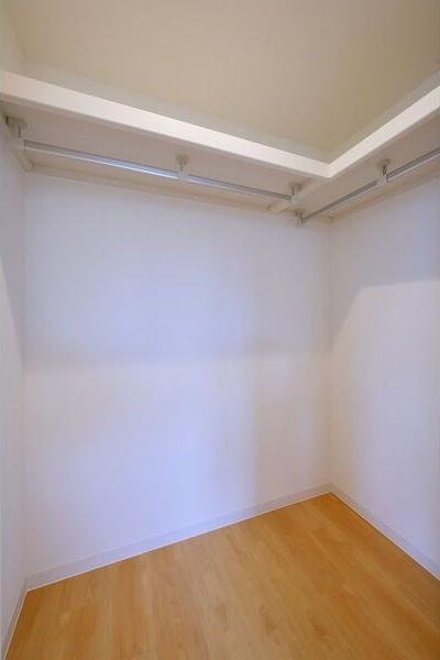 カレラ学園前 収納