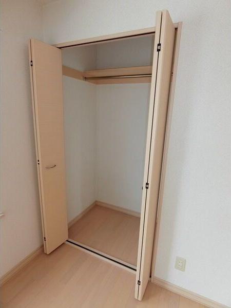 トロンシェ 収納