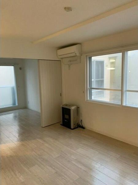 ＢＬＡＮＣ　ＣＡＳＳＥ　Ｎ１１(ブランカッセＮ１１)（102） リビング