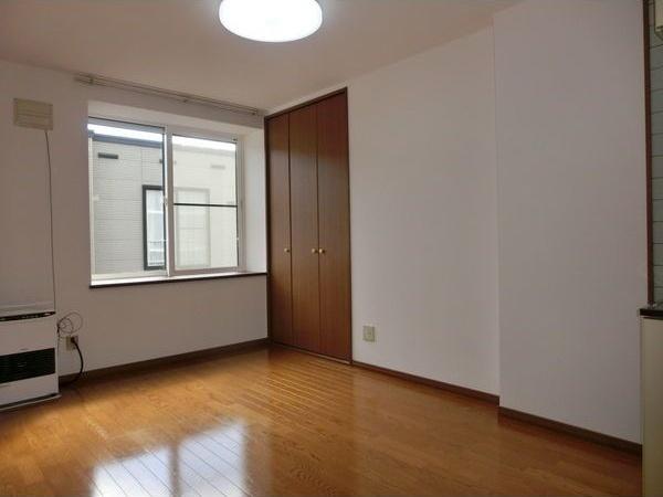 MORE HOUSE その他