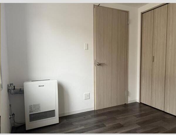 BRIGHTON COURT N20 室内