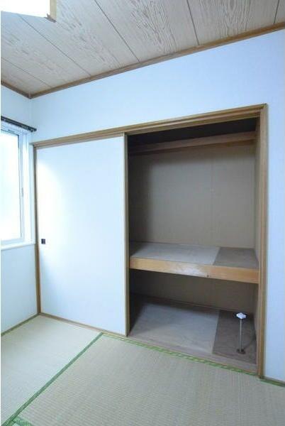 ホワイトレジデンス 収納