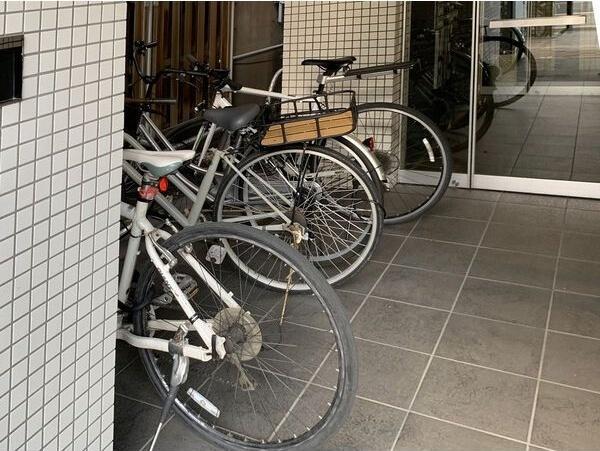 クラッセ北大前III 玄関