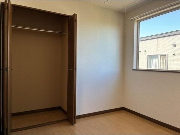 ウッドビレッジⅡ 室内