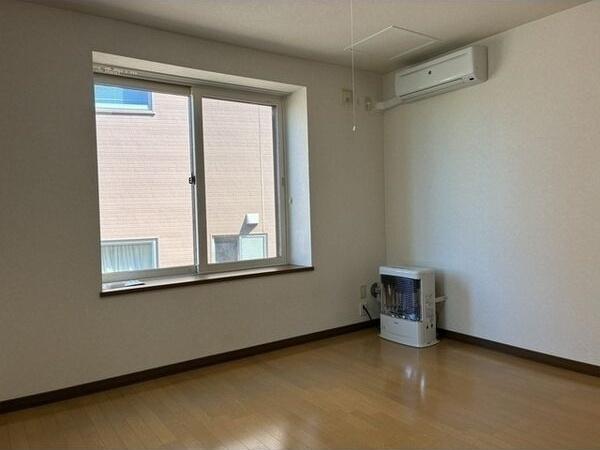 ウッドビレッジⅡ リビング
