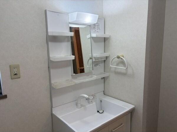 ハイセレールつばき 洗面