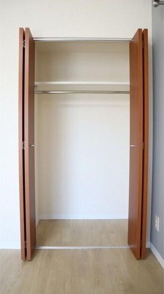 セントポーリアスィート 収納