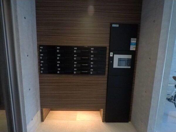 札幌市中央区南六条西マンション ロビー