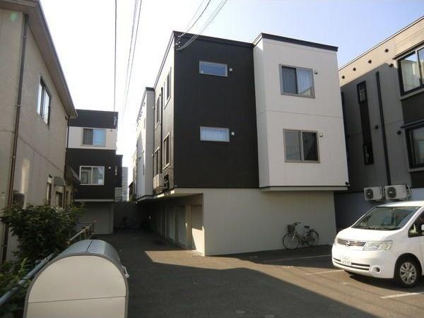 エスパシオ八軒 外観
