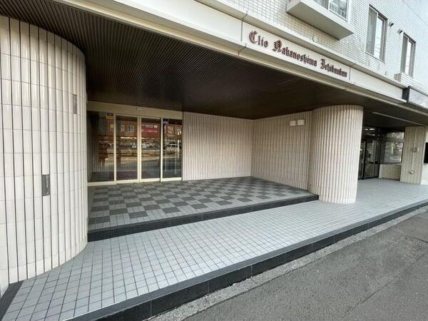 クリオ中の島壱番館 エントランス