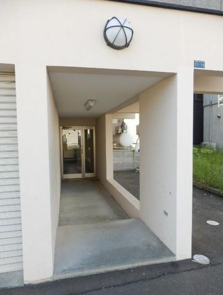 ウッドヴィレッジK エントランス